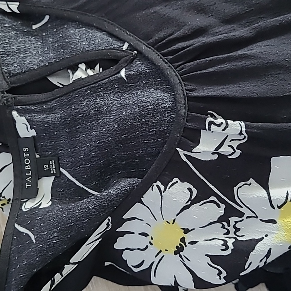 Talbots Vintage Daisy Fit & Flare Dress in Black, White, and Yellow - Picture 5 of 5